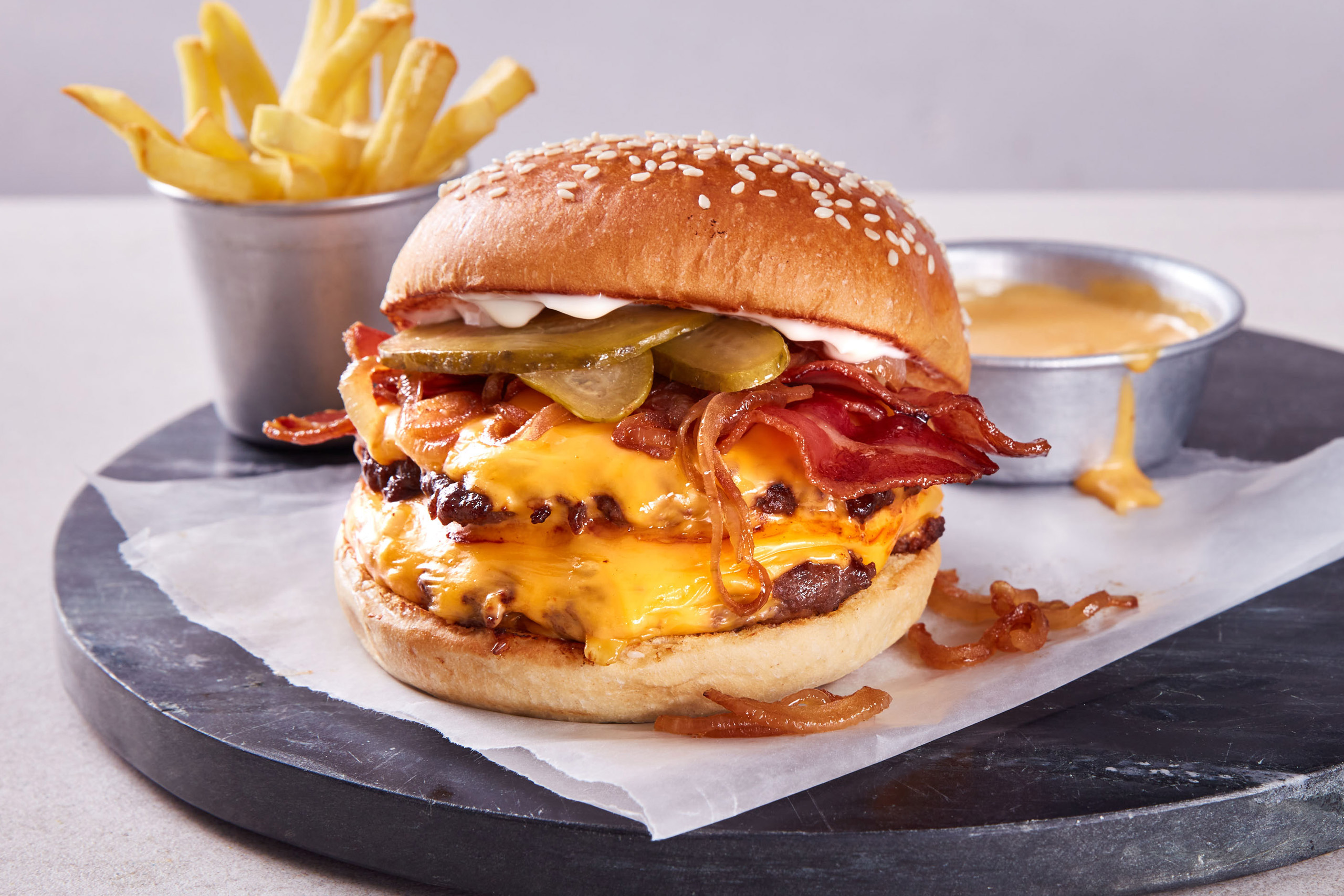 Smashed Bacon Cheesy Burger